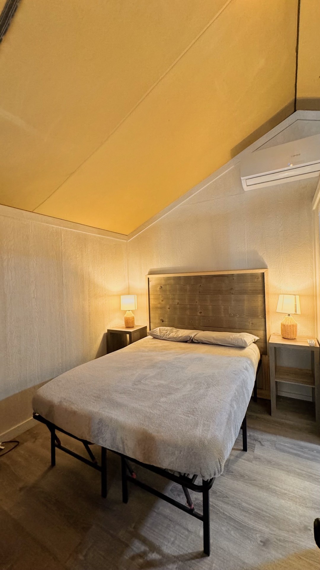 Safari Cabin bedroom with queen bed