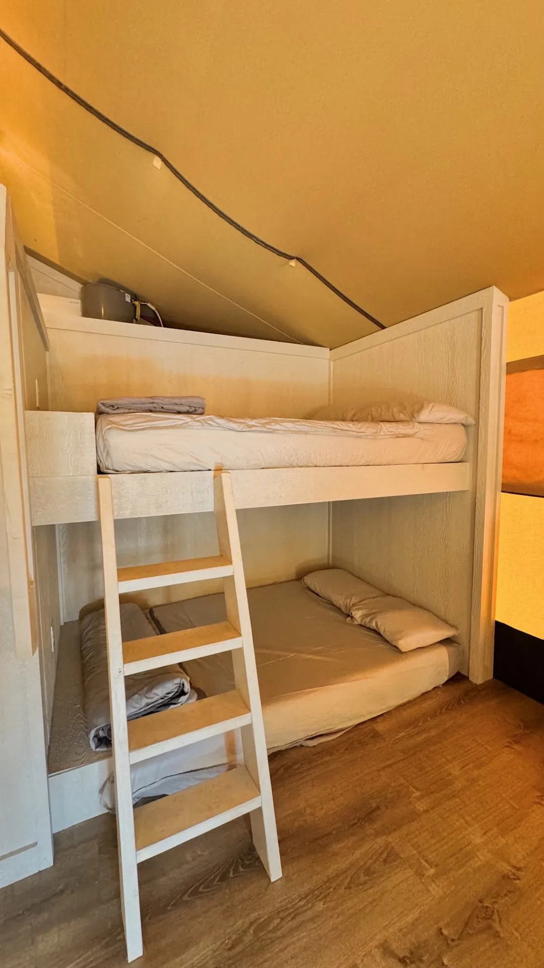 Safari Cabin bunk beds