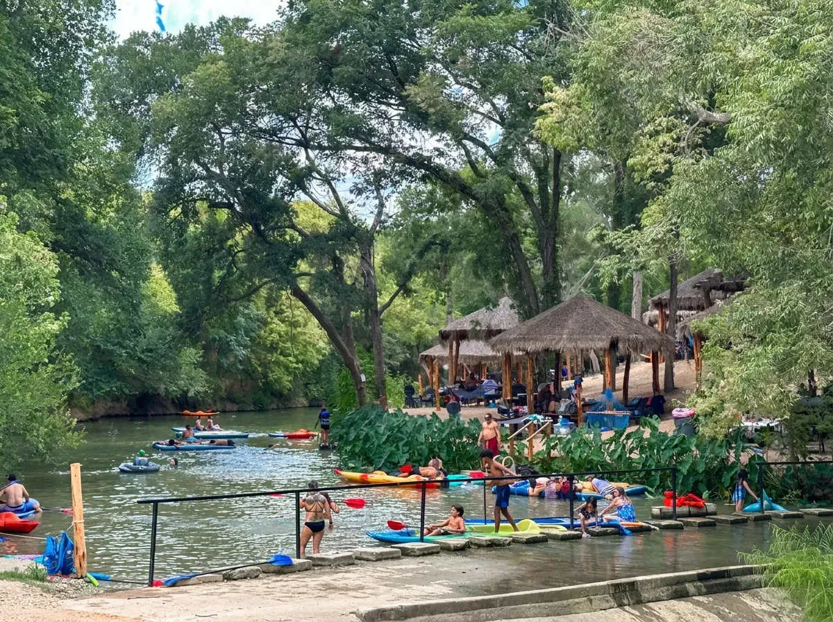 Kayaking & Paddleboarding