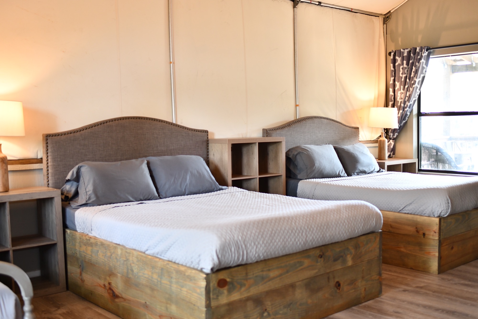 Waterfront Cabin queen beds